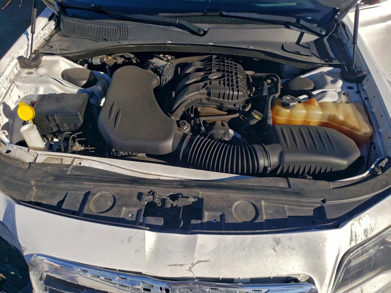 2014 Chrysler 300 S VIN: 2C3CCABG7EH186227 Lot: 95137855