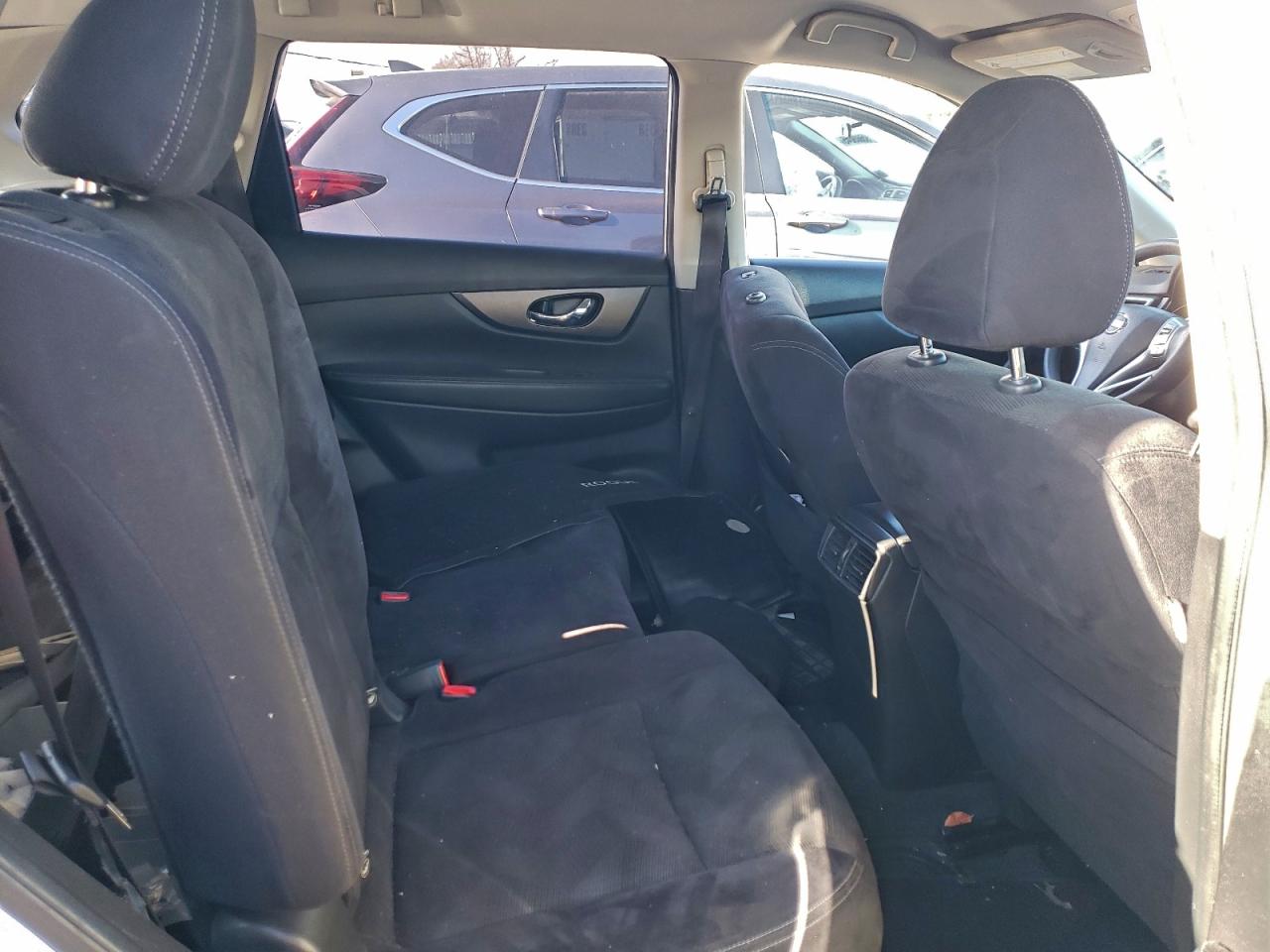 2016 Nissan Rogue S VIN: JN8AT2MV7GW138286 Lot: 95174395