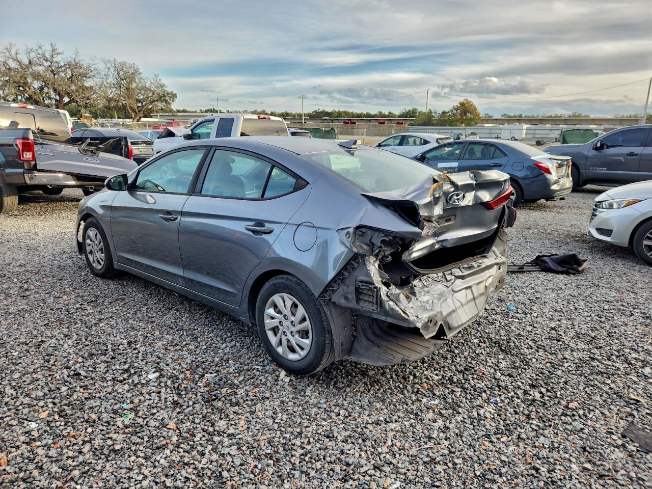 2017 Hyundai Elantra Se VIN: KMHD74LF7HU367997 Lot: 97649075