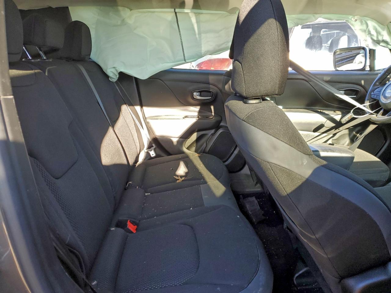 2020 Jeep Renegade Latitude VIN: ZACNJBBB0LPL75539 Lot: 97357495