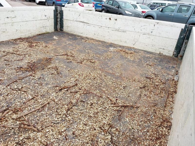 2004 FORD TRANSIT 300 SWB TD 