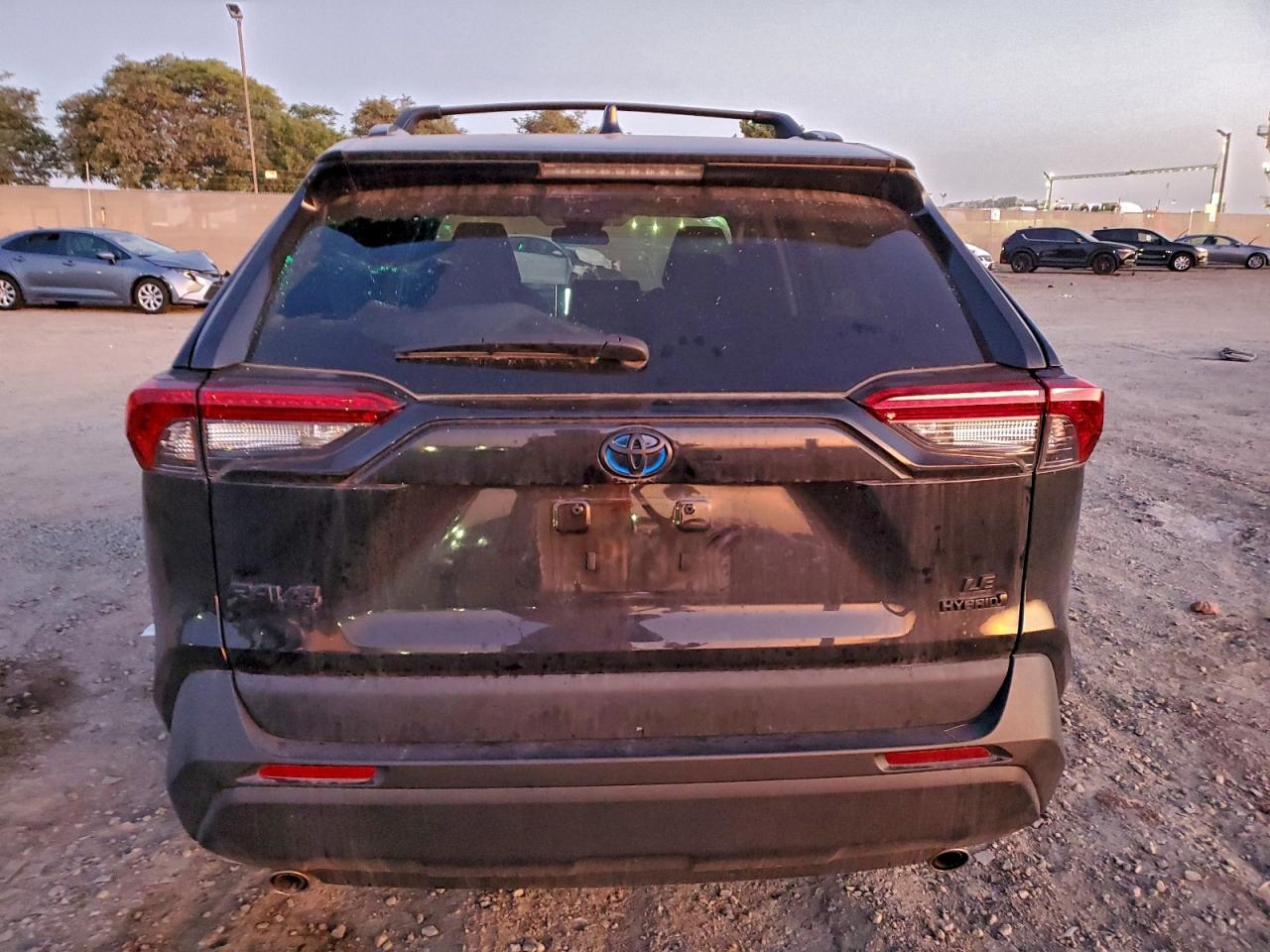 2024 Toyota Rav4 Le VIN: 2T3MWRFV3RW187167 Lot: 94927805