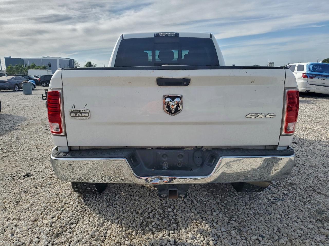 2018 Ram 2500 Longhorn VIN: 3C6UR5PL7JG133542 Lot: 93351625