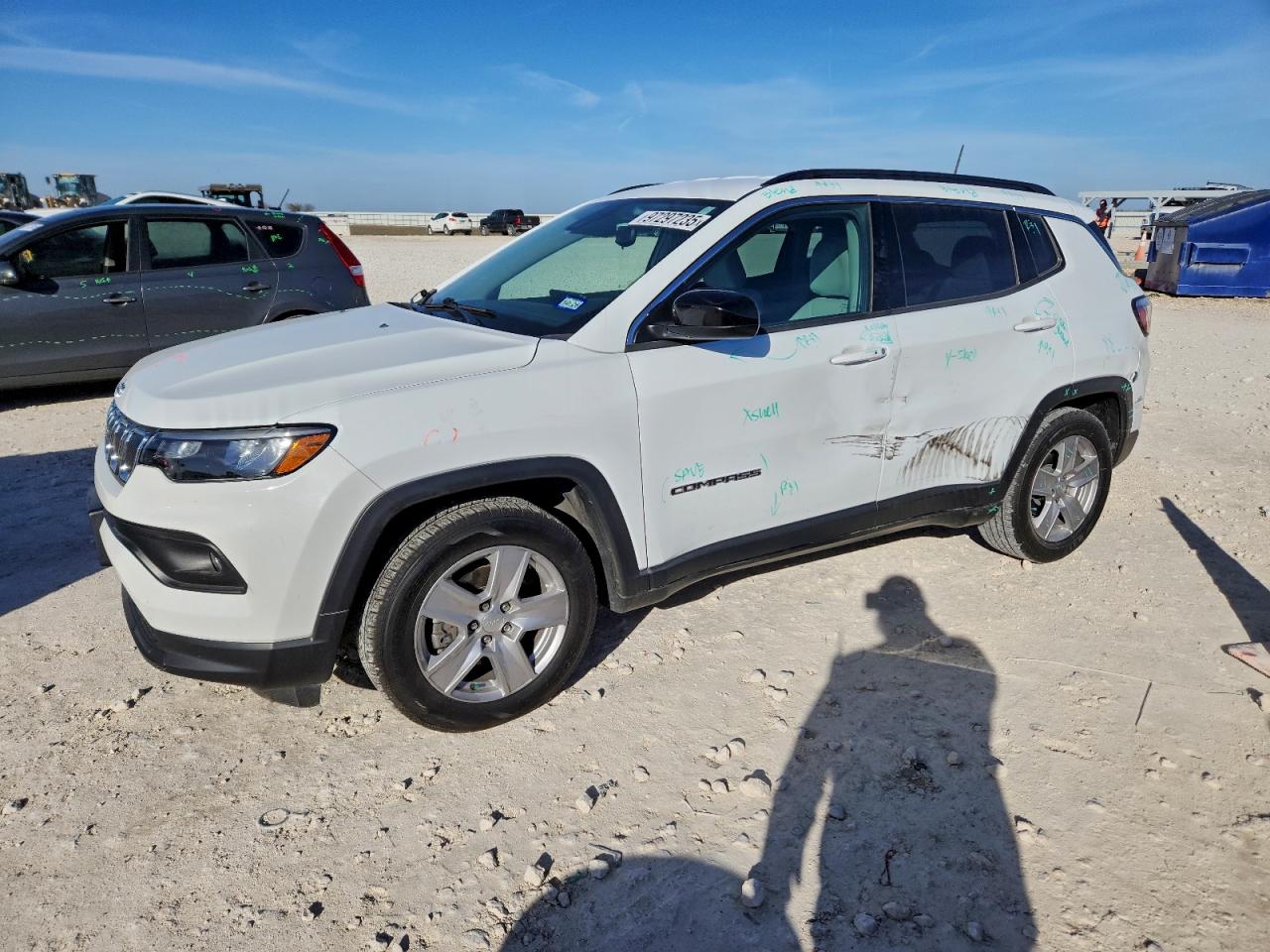 2022 Jeep Compass Latitude VIN: 3C4NJCBB5NT218027 Lot: 97297235