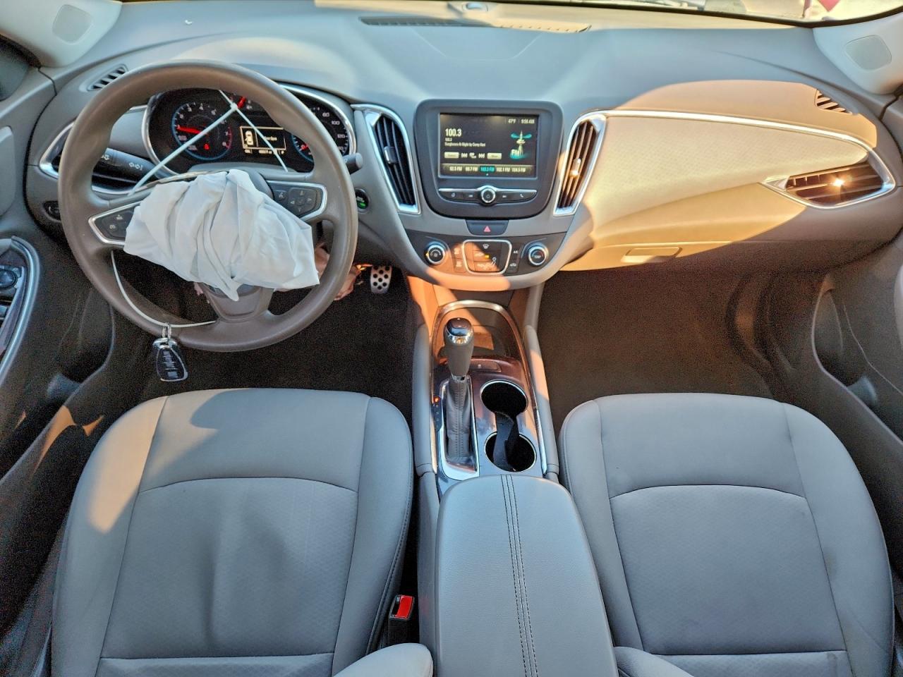 2016 Chevrolet Malibu Lt VIN: 1G1ZE5ST4GF247454 Lot: 95654385