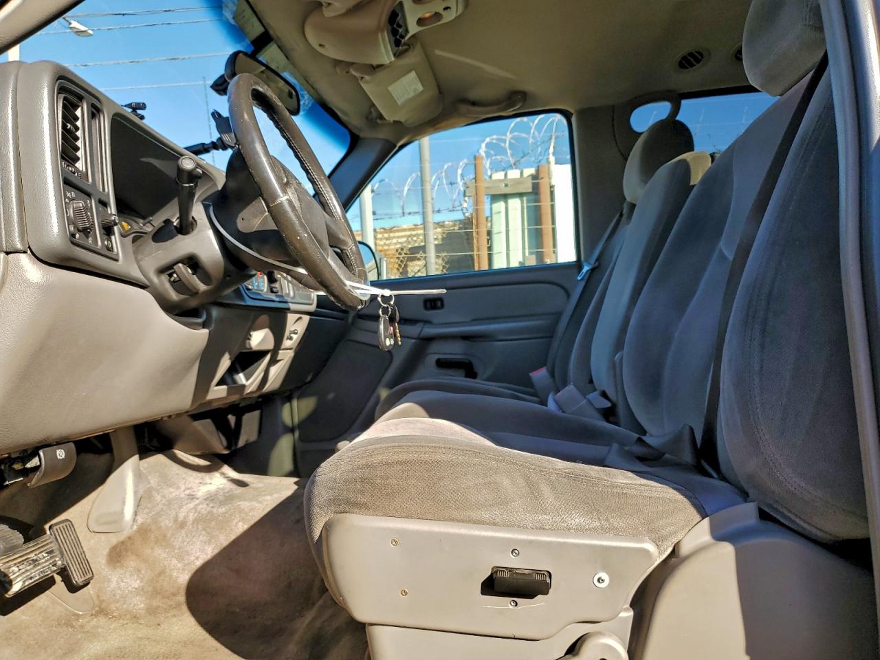 2004 GMC Yukon VIN: 1GKEC13V64R280085 Lot: 95087375