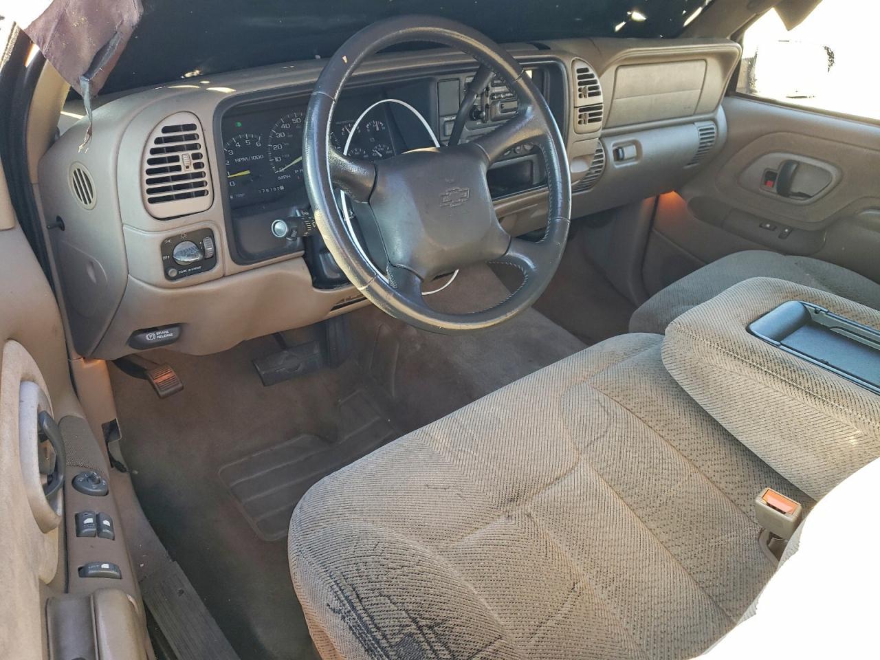 1998 Chevrolet Gmt-400 C1500 VIN: 2GCEC19M4W1278616 Lot: 95132295