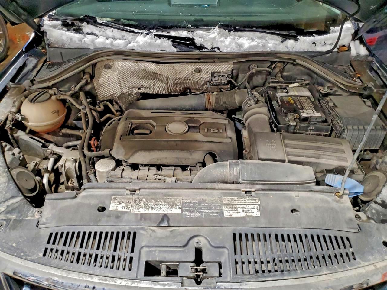 2011 Volkswagen Tiguan S VIN: WVGBV7AX2BW555249 Lot: 96984585