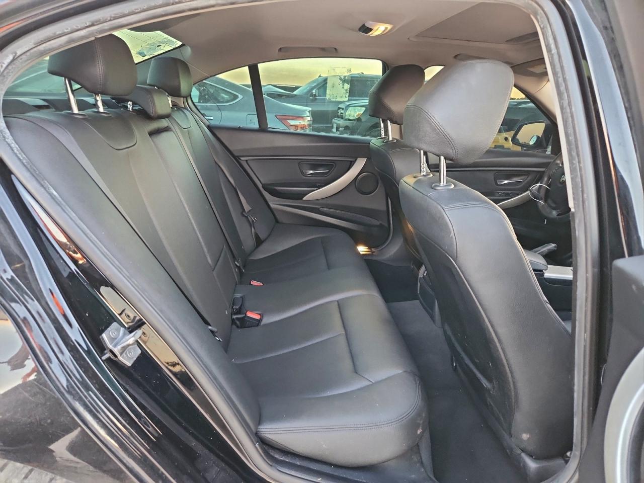 2017 BMW 320 I VIN: WBA8A9C32HK864328 Lot: 95946645