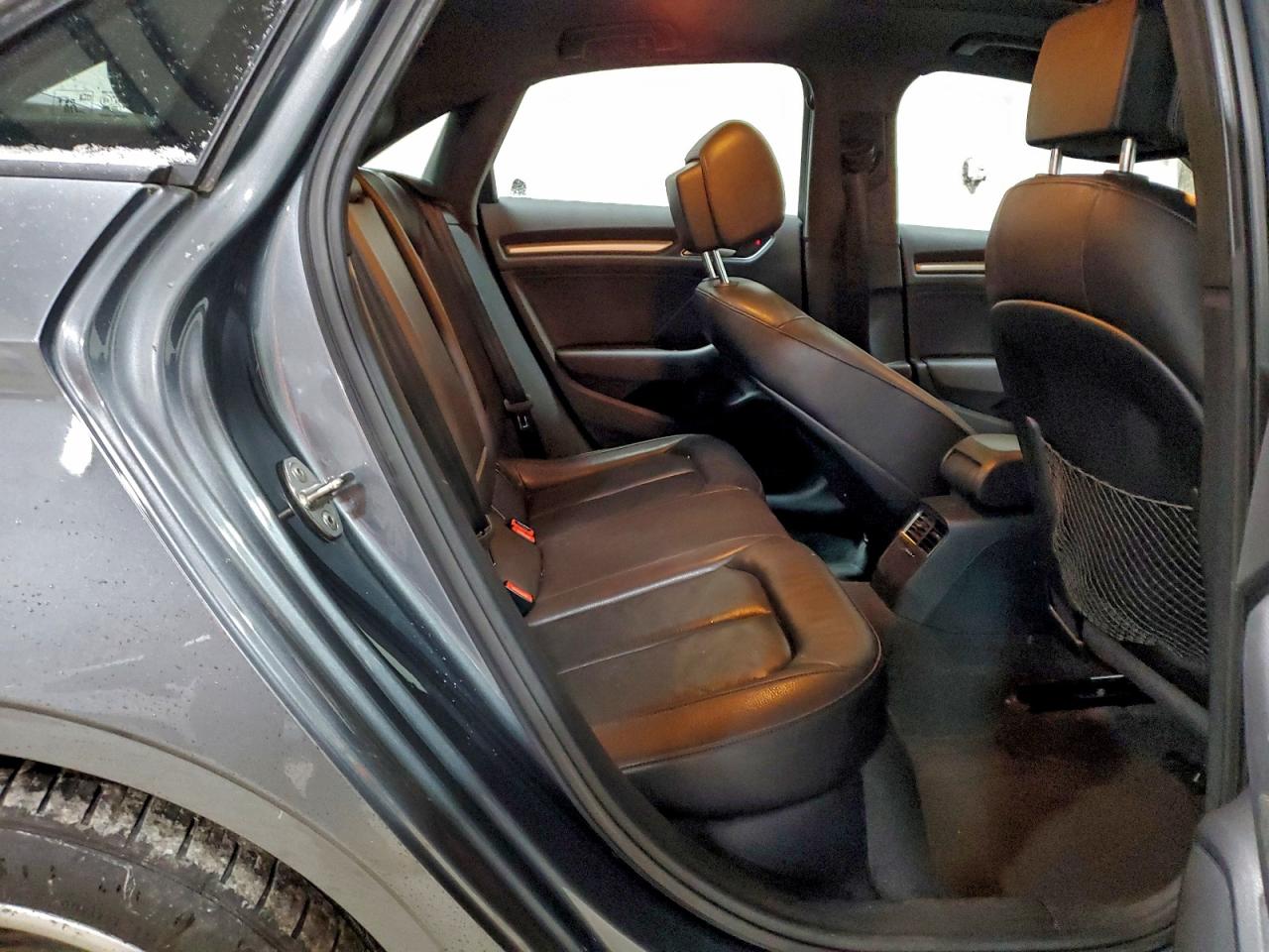 Фото: WAUB8GFF3G1012831