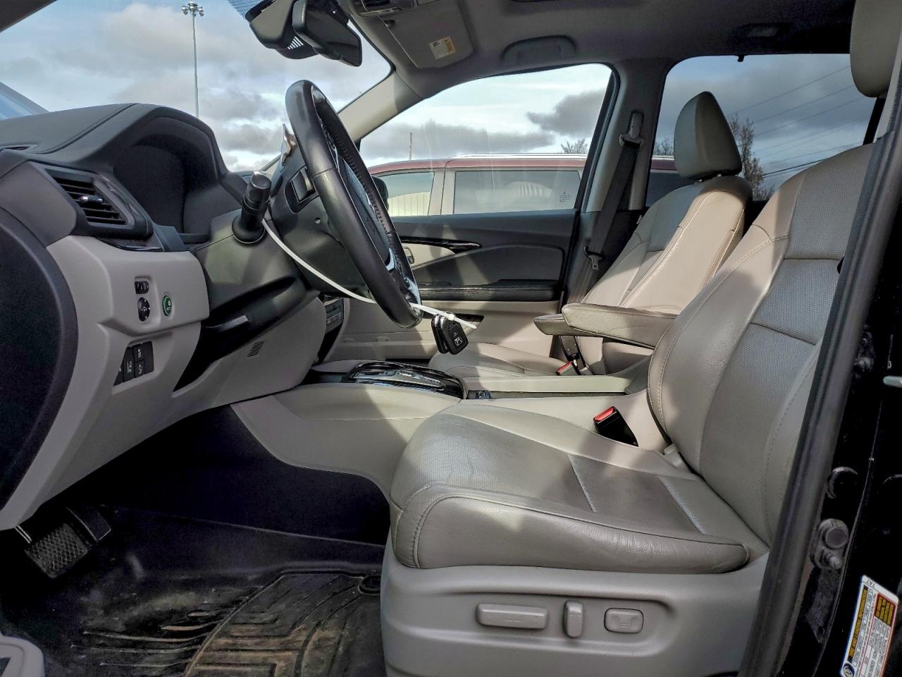 2017 Honda Pilot Elite VIN: 5FNYF6H02HB080830 Lot: 94710465