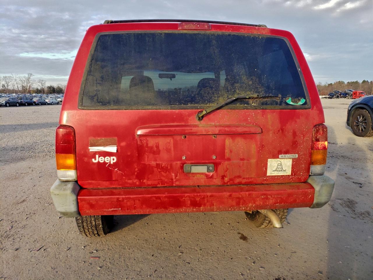 2000 Jeep Cherokee Sport VIN: 1J4FF48S4YL120524 Lot: 96563525