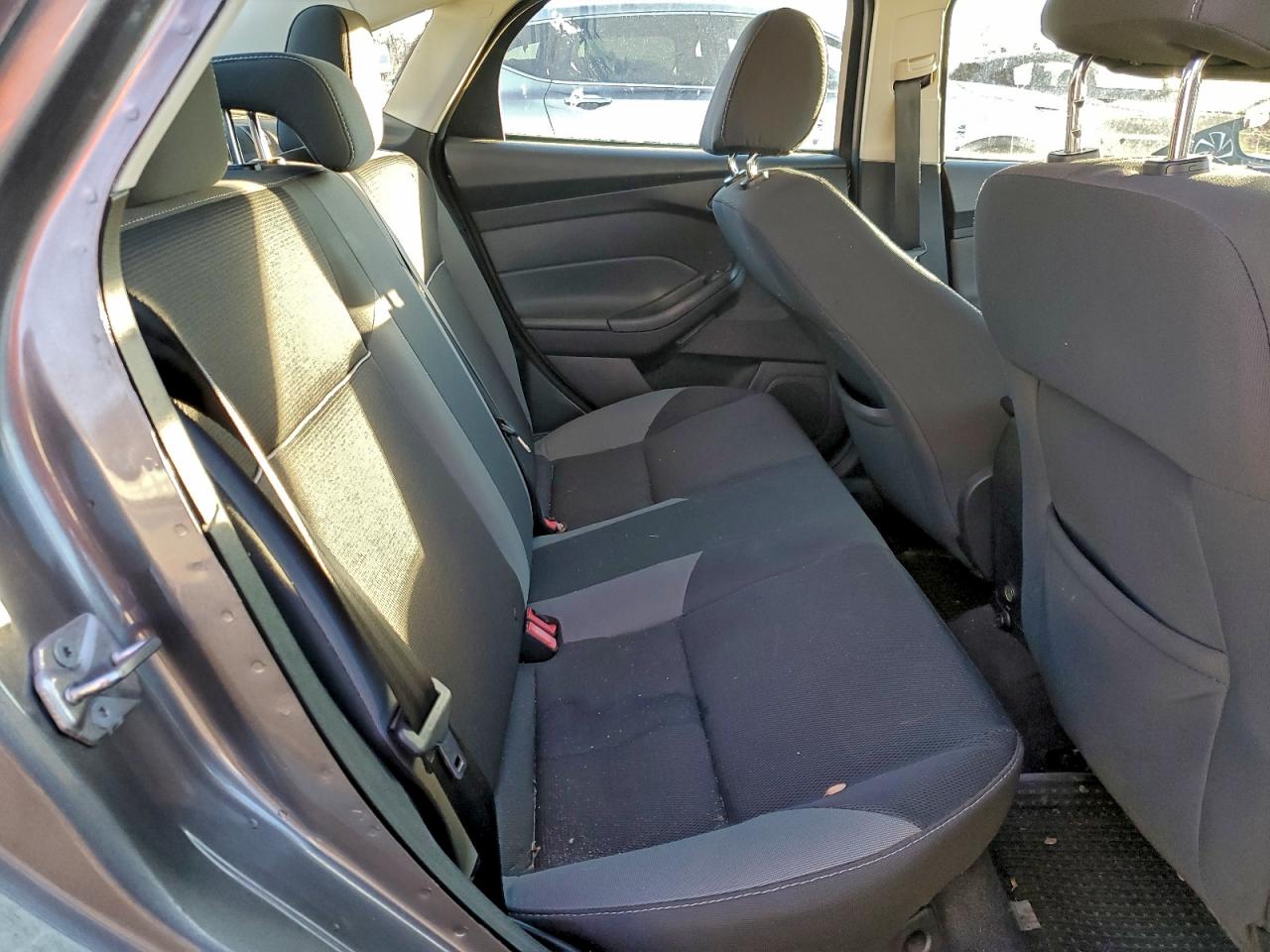 2014 Ford Focus Se VIN: 1FADP3F23EL297557 Lot: 95316335