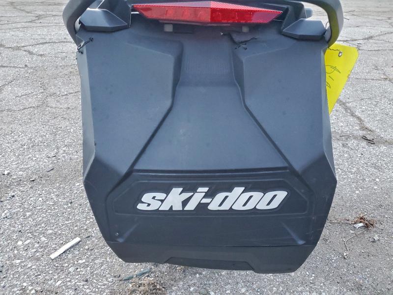 2018 SKID RENEGADE X-RS 850 ETEC