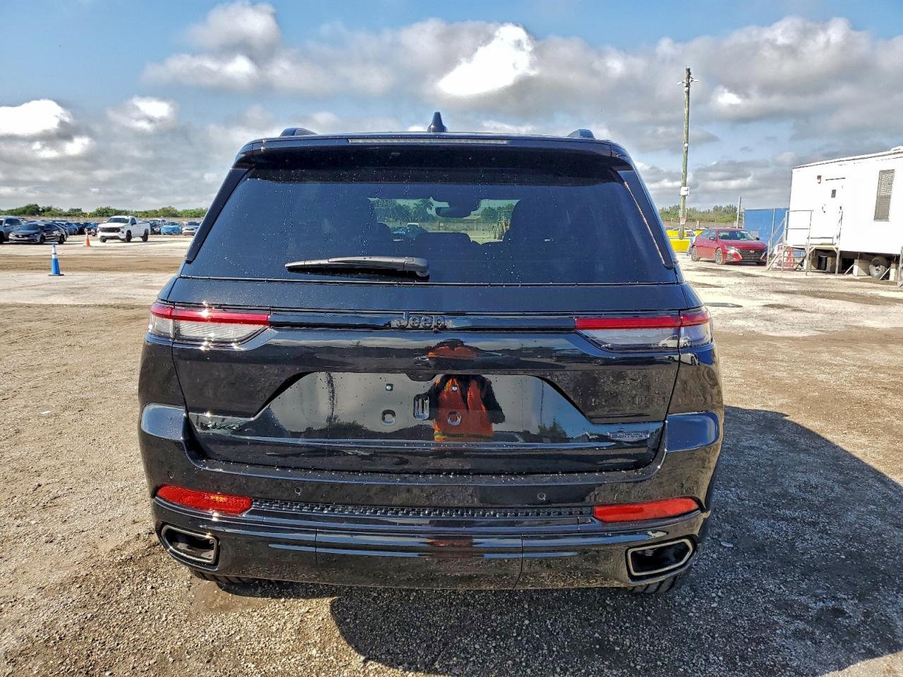 2025 Jeep Grand Cherokee Summit VIN: 1C4RJHEG6S8768773 Lot: 94971235