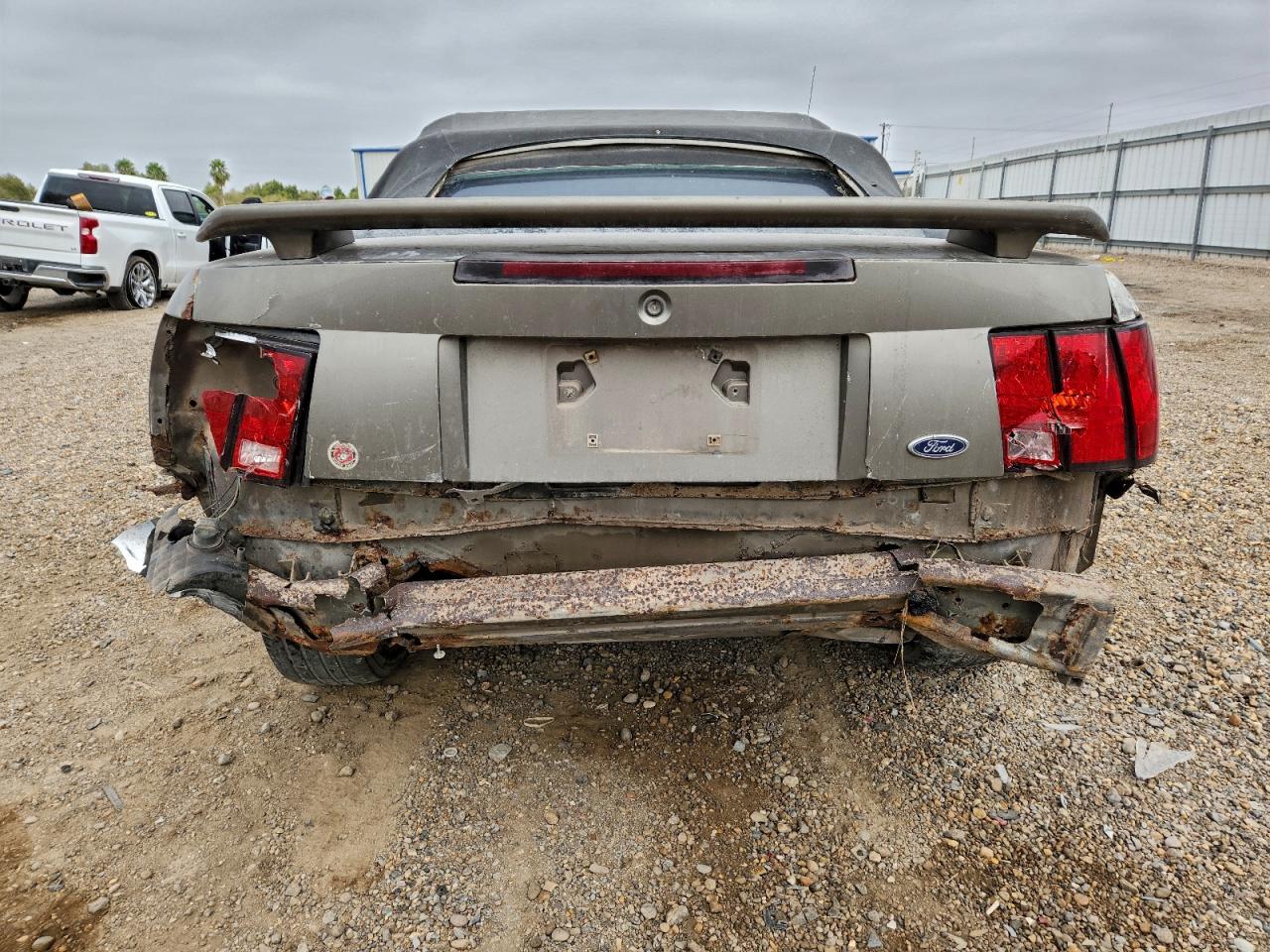 2002 Ford Mustang VIN: 1FAFP444X2F209861 Lot: 96010695