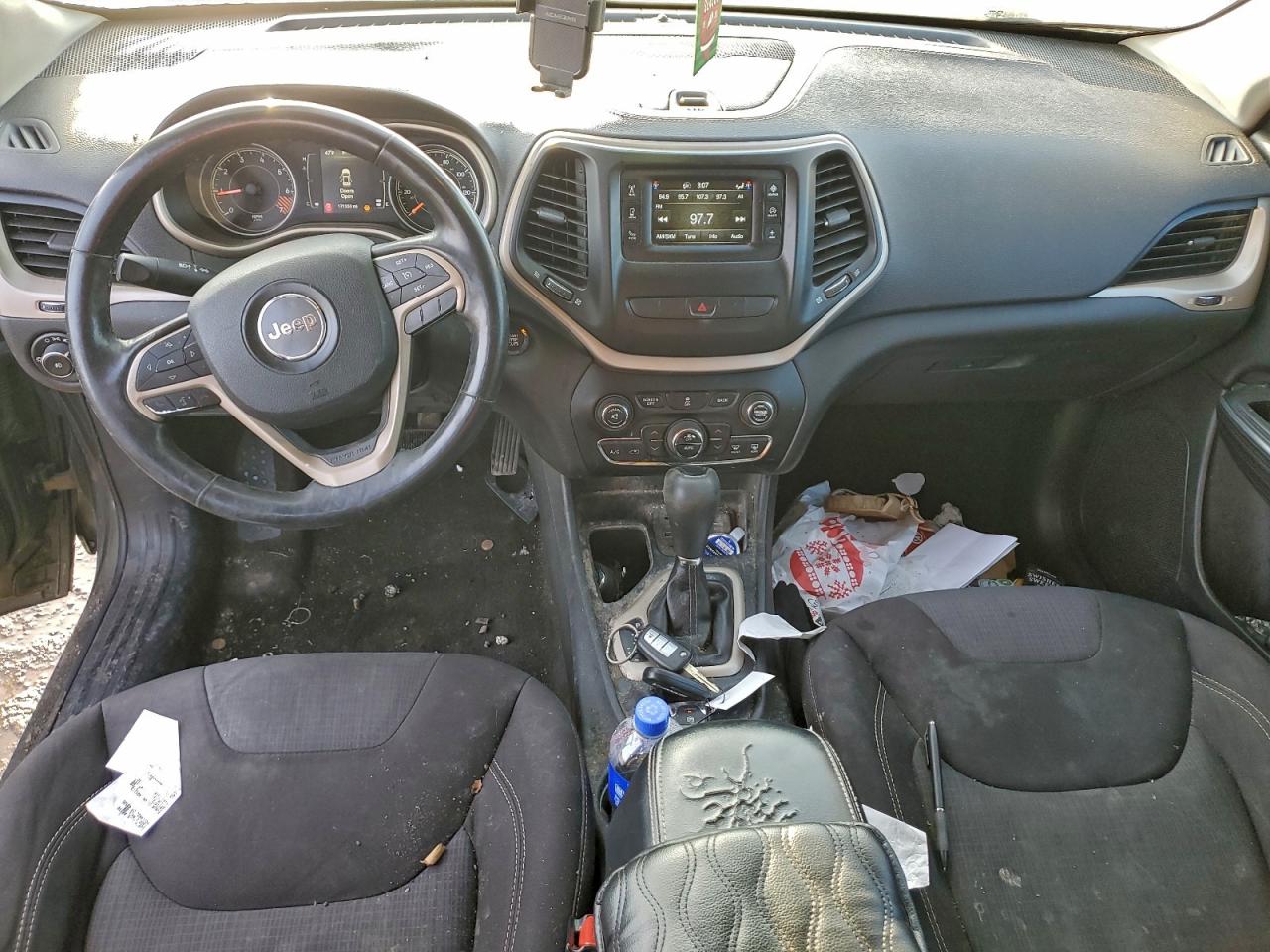 2015 Jeep Cherokee Latitude VIN: 1C4PJMCB3FW502555 Lot: 97492575