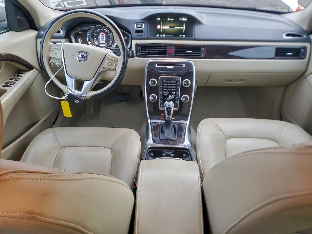 2016 Volvo Xc70 T5 Premier VIN: YV4612NK5G1241373 Lot: 92950475