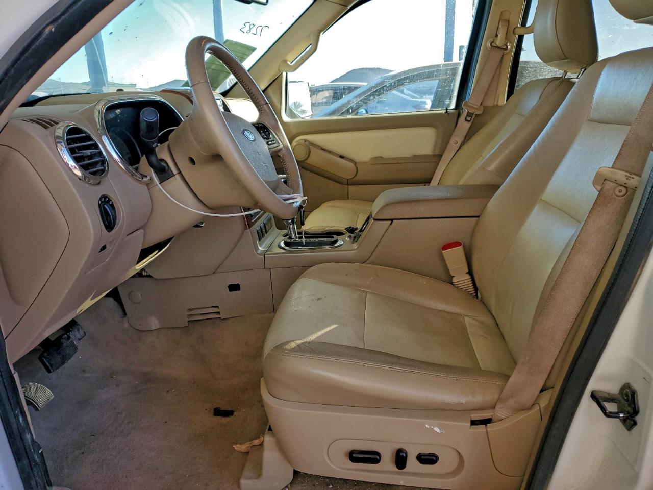 2010 Ford Explorer Eddie Bauer VIN: 1FMEU7E85AUA84369 Lot: 97000355