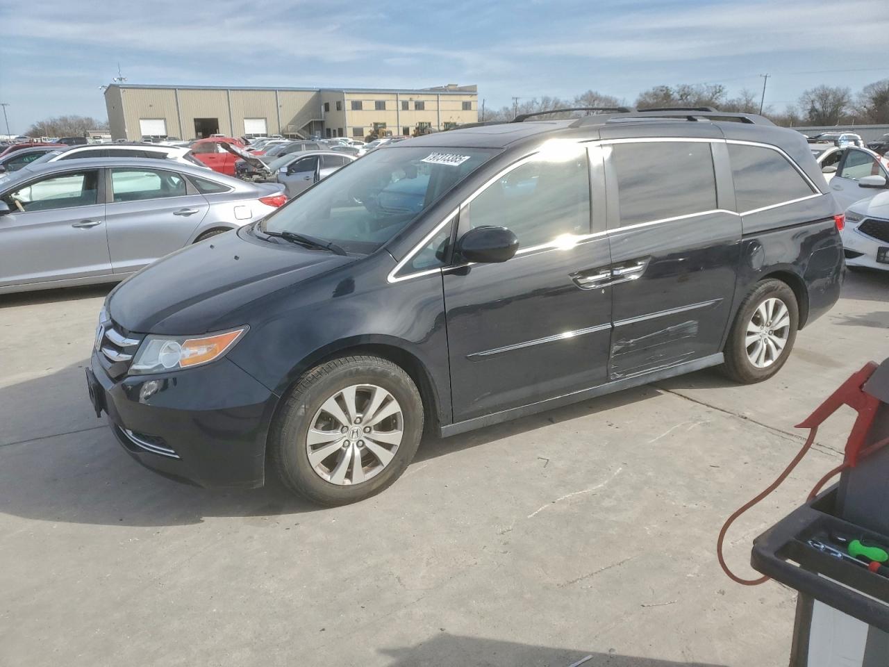 2017 Honda Odyssey Exl VIN: 5FNRL5H61HB021053 Lot: 97313385