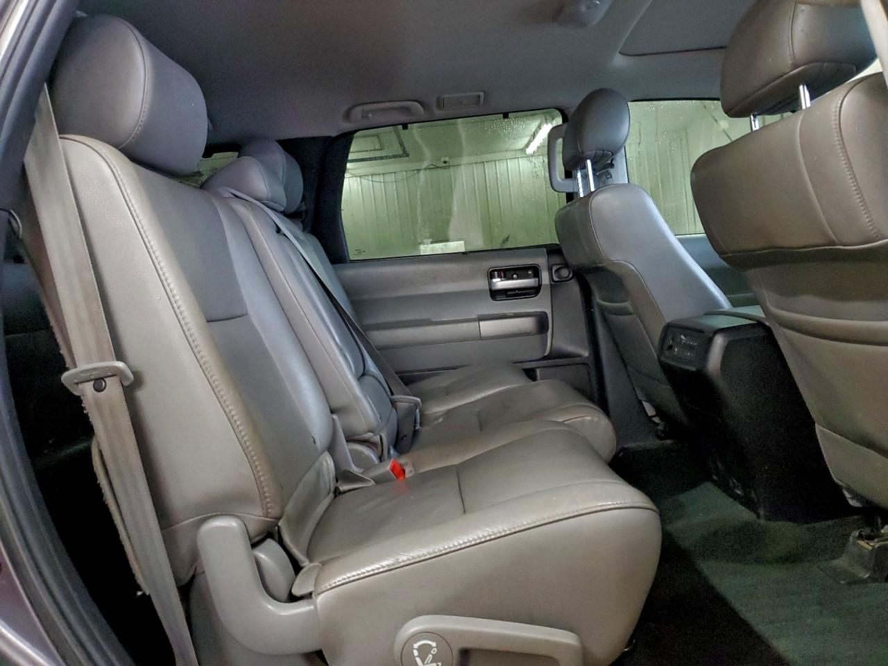 2014 Toyota Sequoia Limited VIN: 5TDJY5G19ES107531 Lot: 95529005