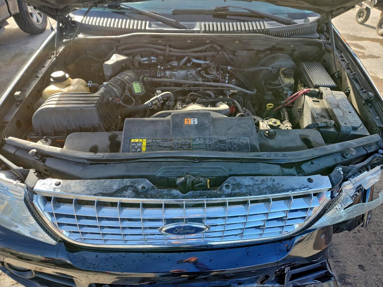 2004 Ford Explorer Limited VIN: 1FMZU85WX4UA45996 Lot: 96352275