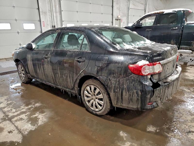  TOYOTA COROLLA 2013 Czarny