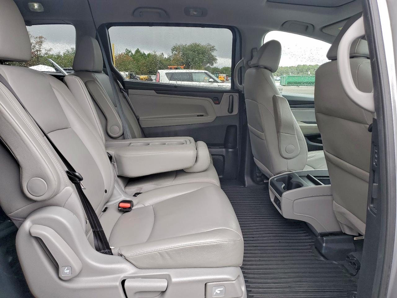 2018 Honda Odyssey Exl VIN: 5FNRL6H78JB072683 Lot: 96221185