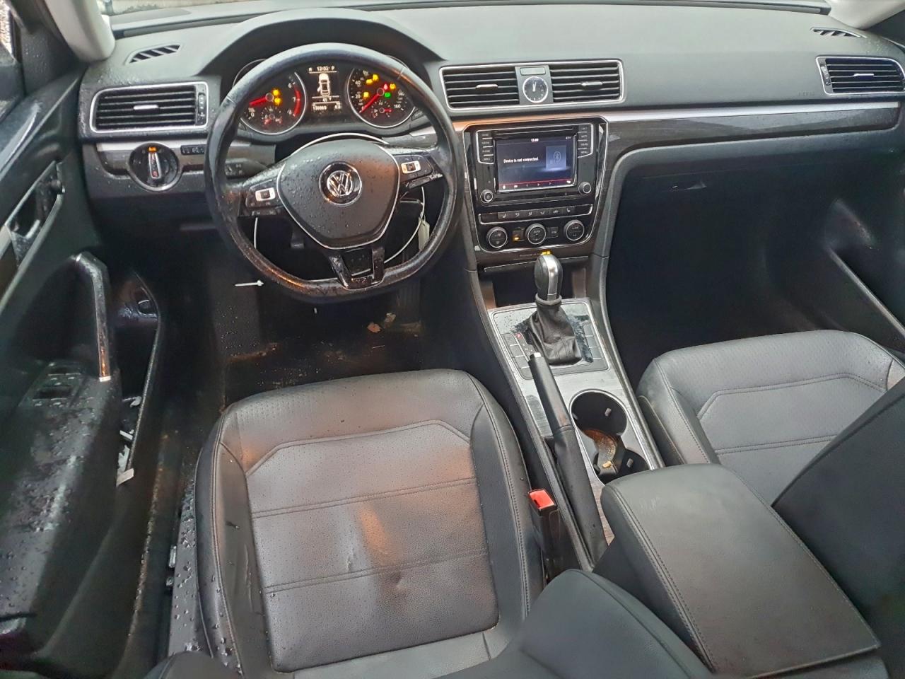 2016 Volkswagen Passat Se VIN: 1VWBT7A32GC035744 Lot: 95853405