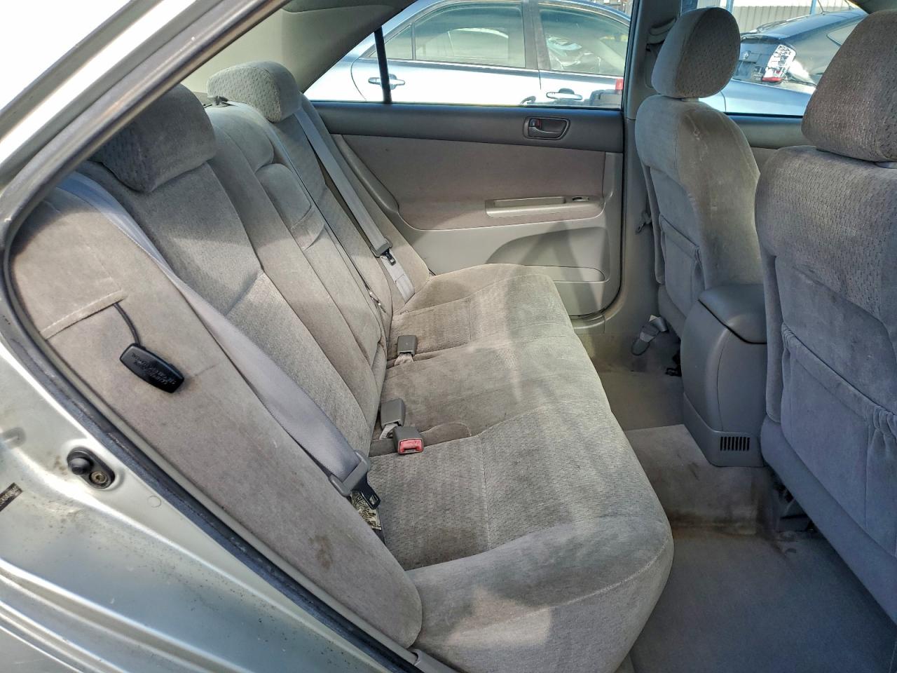 2004 Toyota Camry Le VIN: JTDBE32K840246441 Lot: 95917015