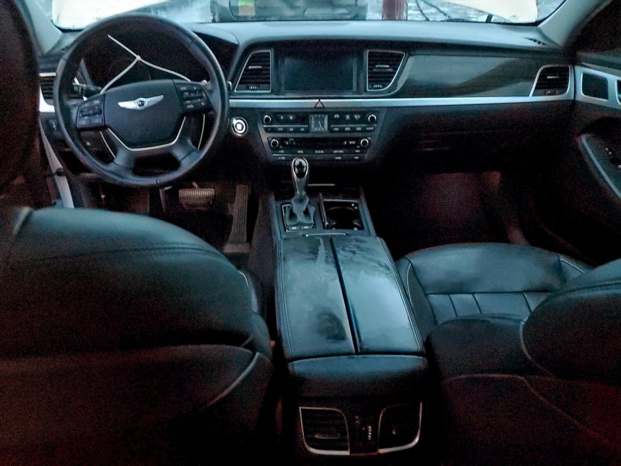 2015 Hyundai Genesis 3.8L VIN: KMHGN4JE4FU084290 Lot: 96000715