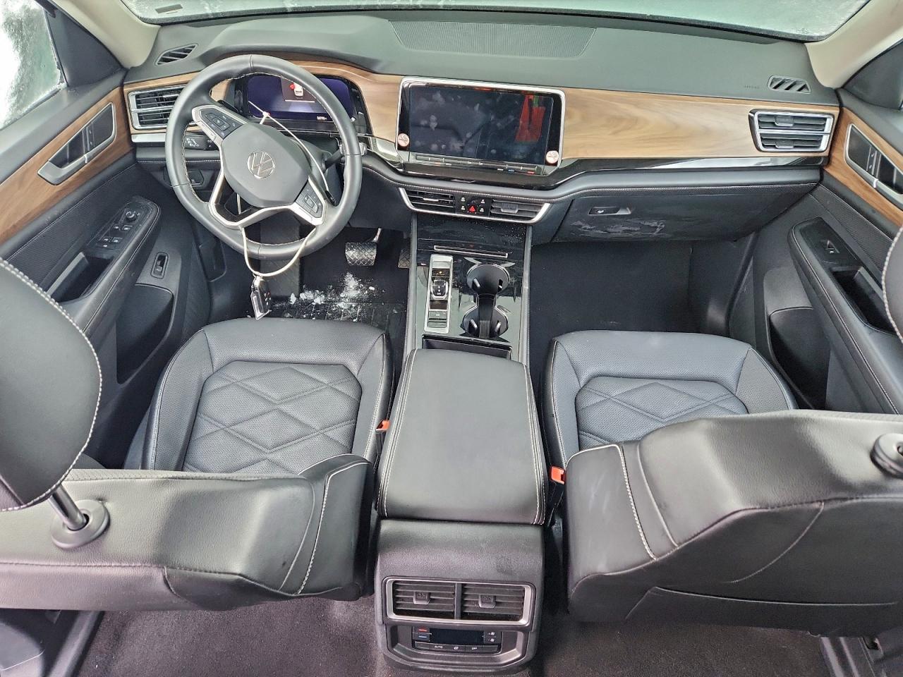 Фото: 1V2HR2CA4SC504351