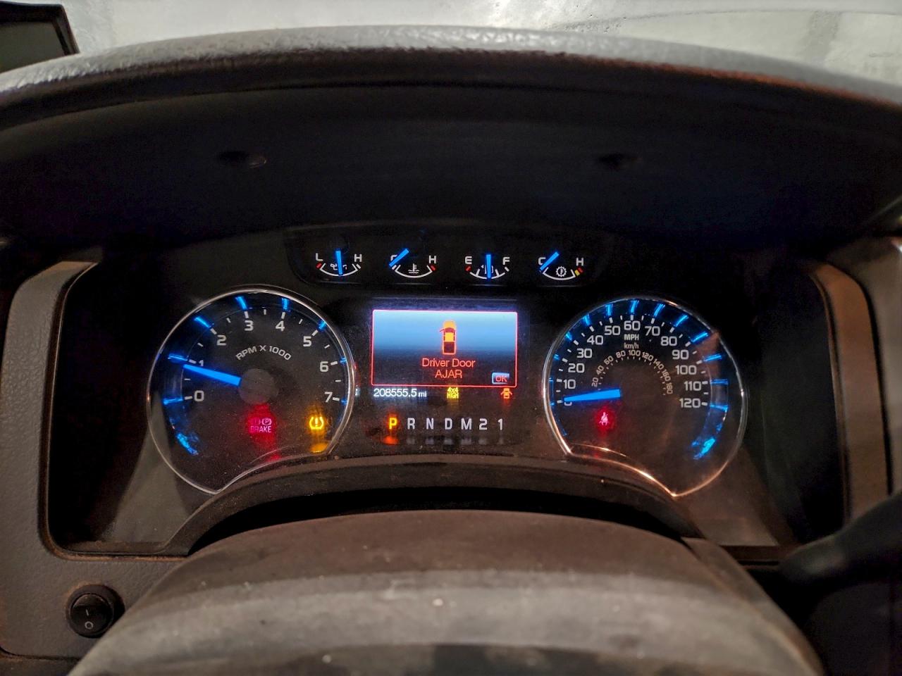 2014 Ford F150 Super Cab VIN: 1FTEX1EMXEFA47267 Lot: 94748725