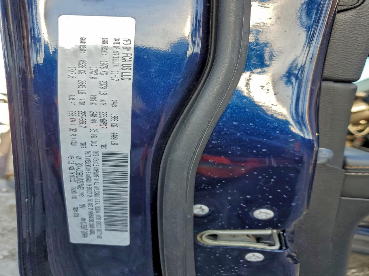 2018 Jeep Compass Latitude VIN: 3C4NJCBB1JT227463 Lot: 98142685