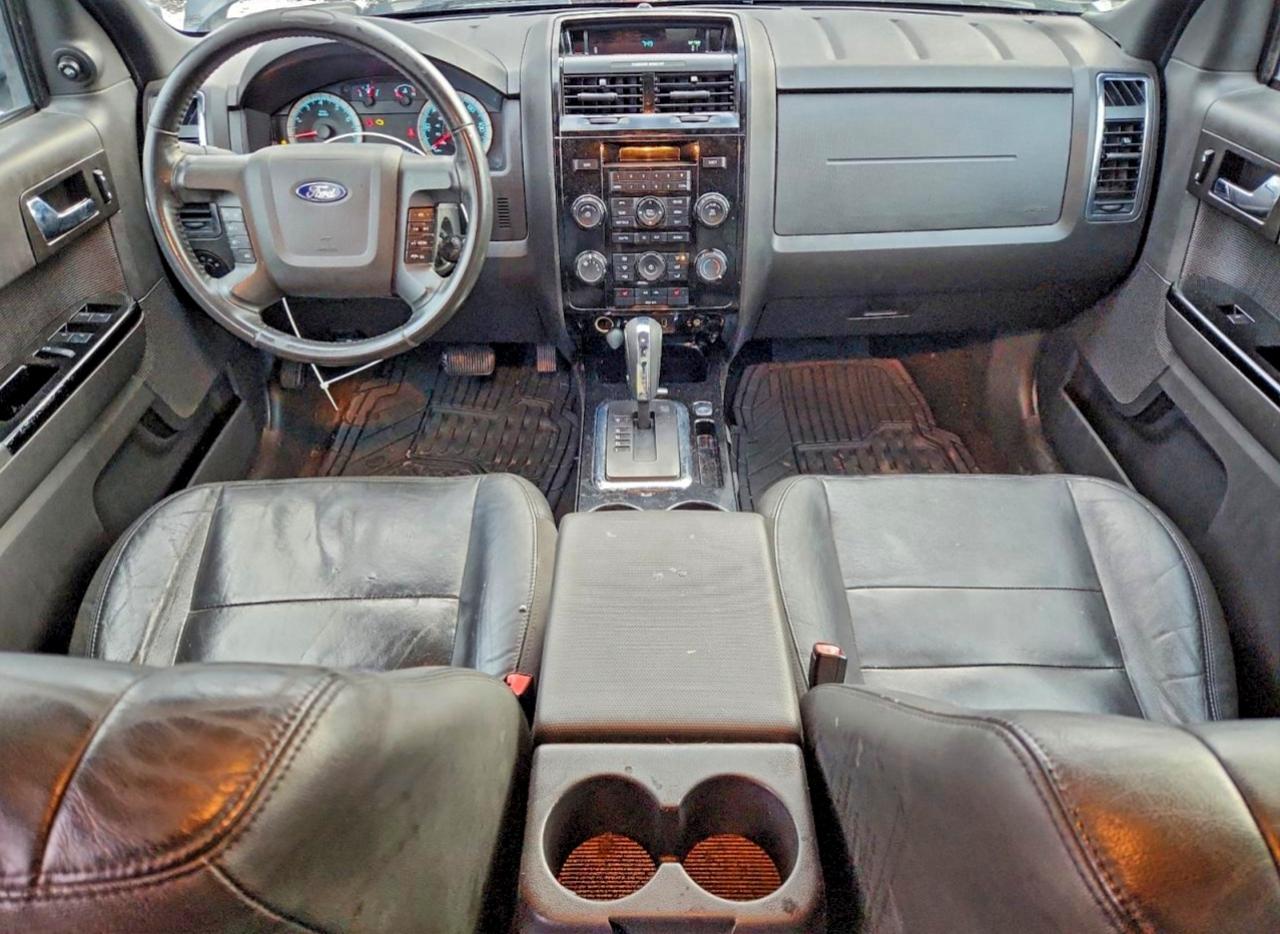 2010 Ford Escape Limited VIN: 1FMCU9EG7AKB29625 Lot: 96202965