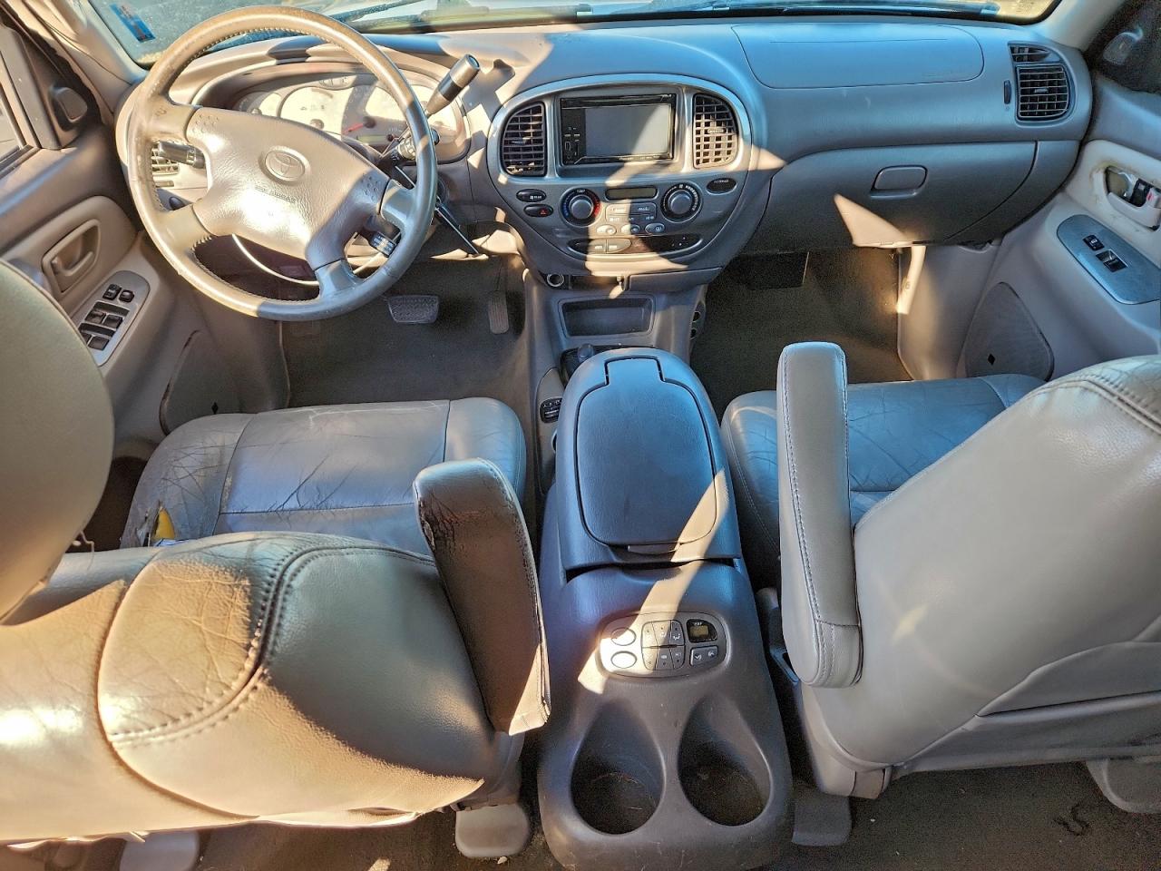 2001 Toyota Sequoia Limited VIN: 5TDBT48A41S007522 Lot: 95455485