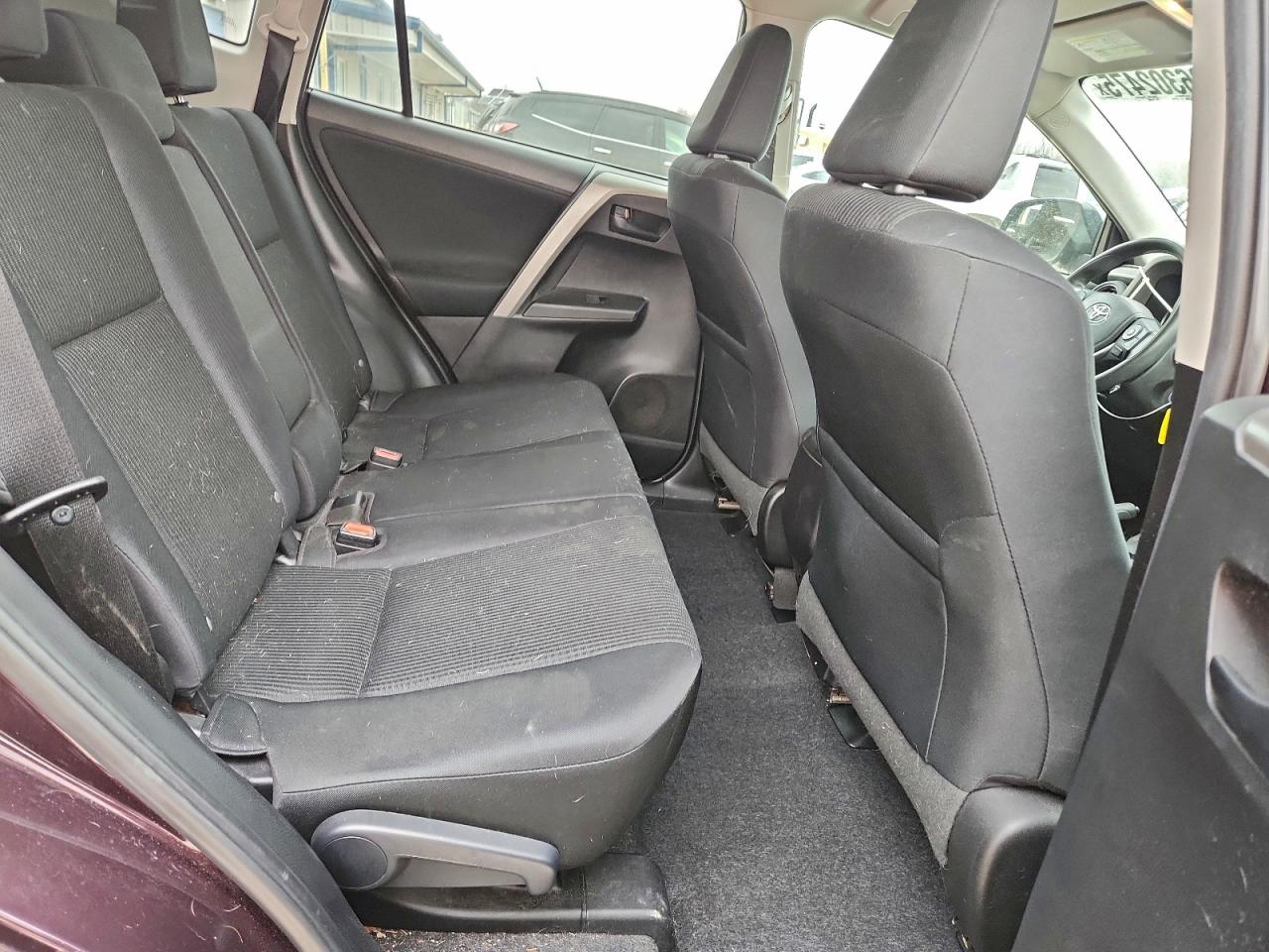 2017 Toyota Rav4 Le VIN: 2T3BFREV3HW571263 Lot: 96302475