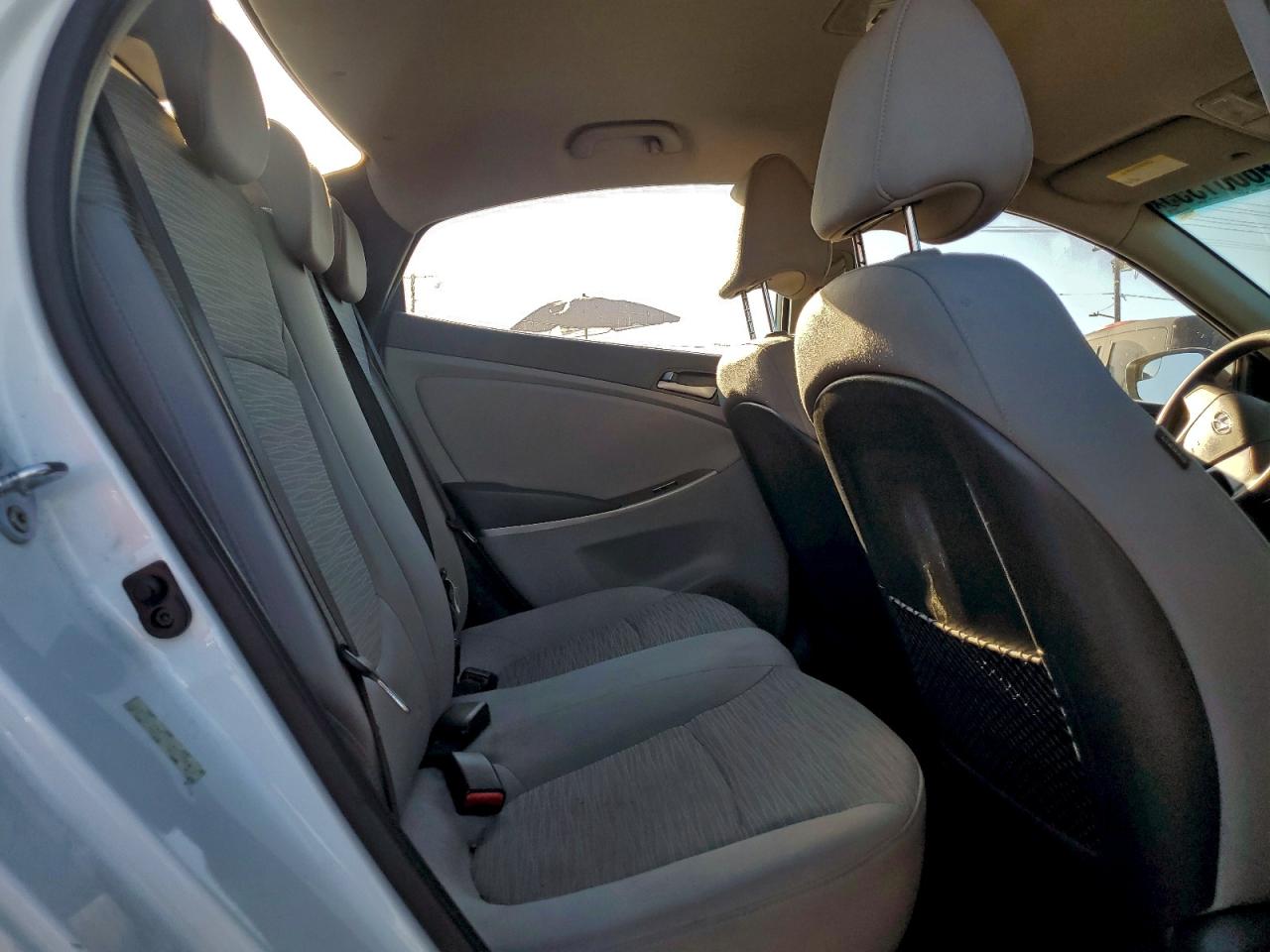 2015 Hyundai Accent Gls VIN: KMHCT4AE1FU821921 Lot: 96001355