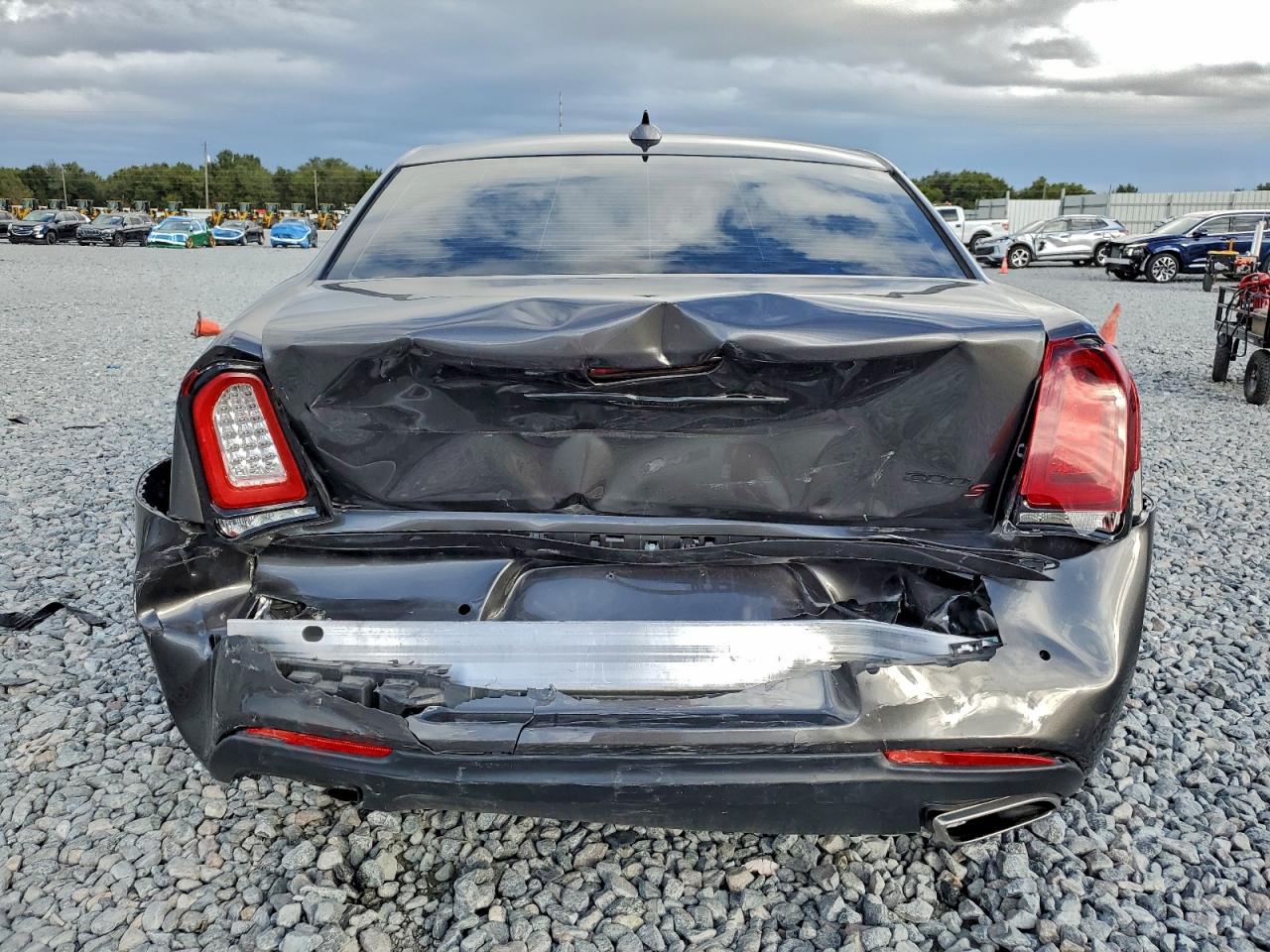 2023 Chrysler 300 S VIN: 2C3CCABG7PH637241 Lot: 96370075