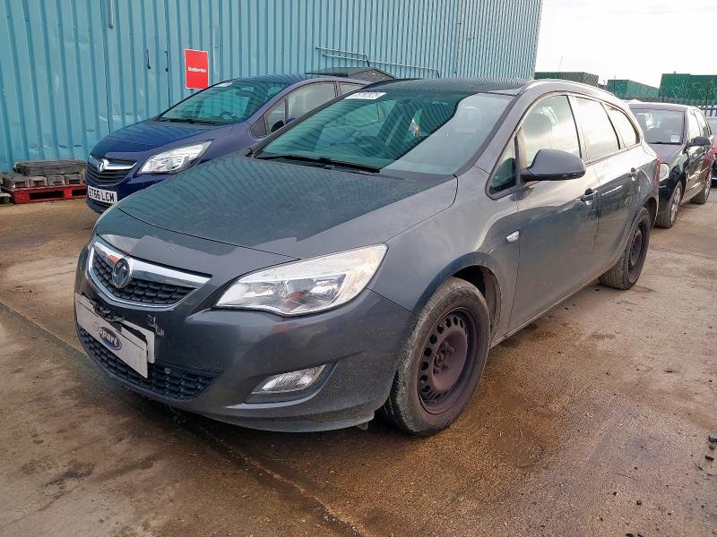2011 VAUXHALL ASTRA 1.7 CDTI 16V ECOFLEX EXCLUSIV 5DR for sale at Copart ROCHFORD