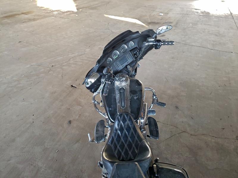 2019 HARLEY-DAVIDSON FLHX   