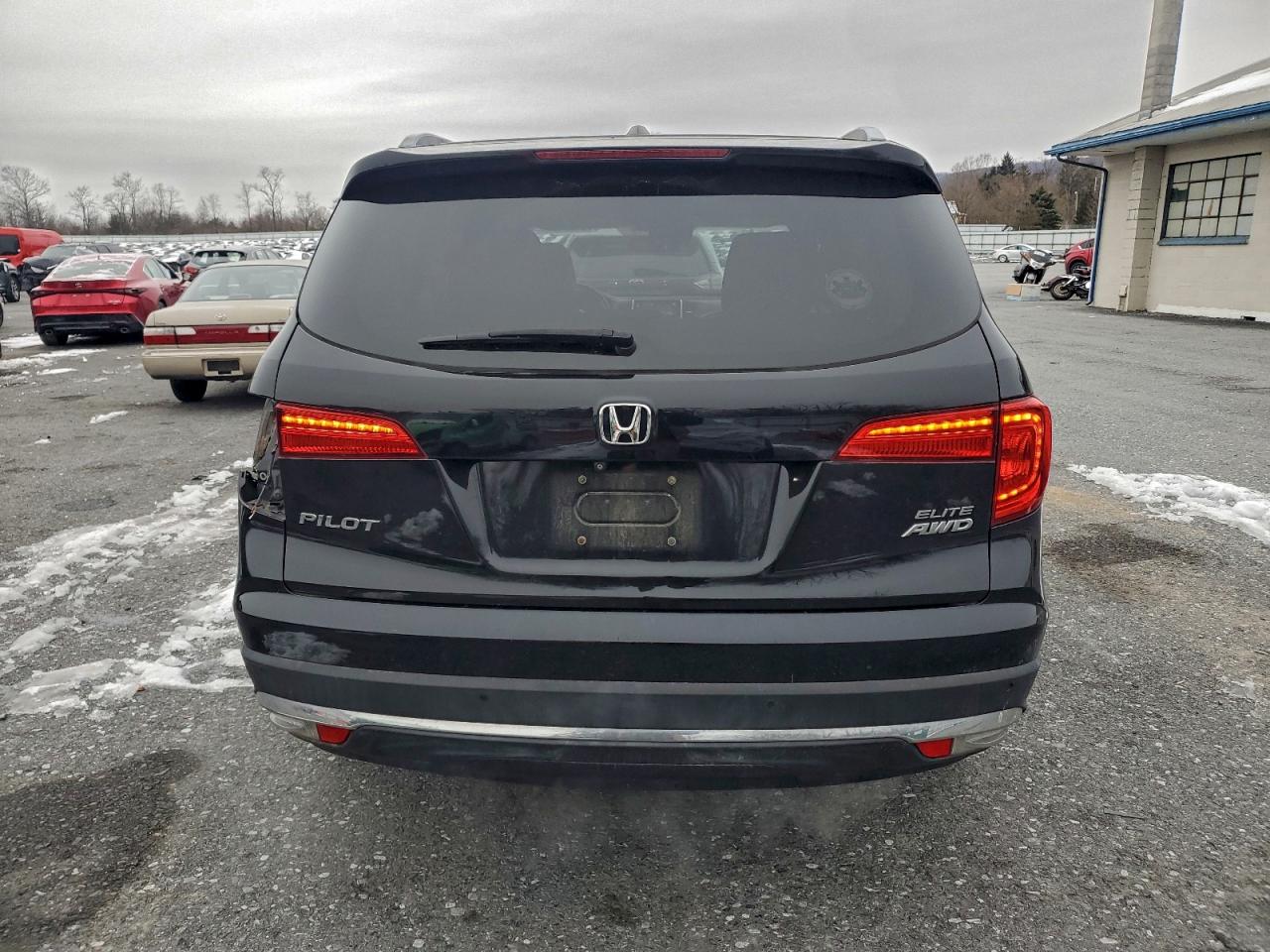 2016 Honda Pilot Elite VIN: 5FNYF6H03GB063727 Lot: 95193535