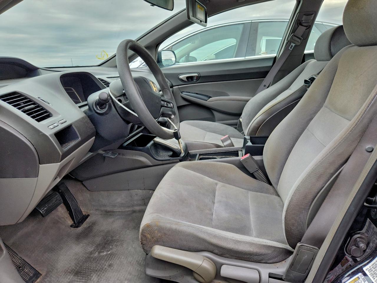 2007 Honda Civic Lx VIN: 1HGFA16537L039014 Lot: 95660145