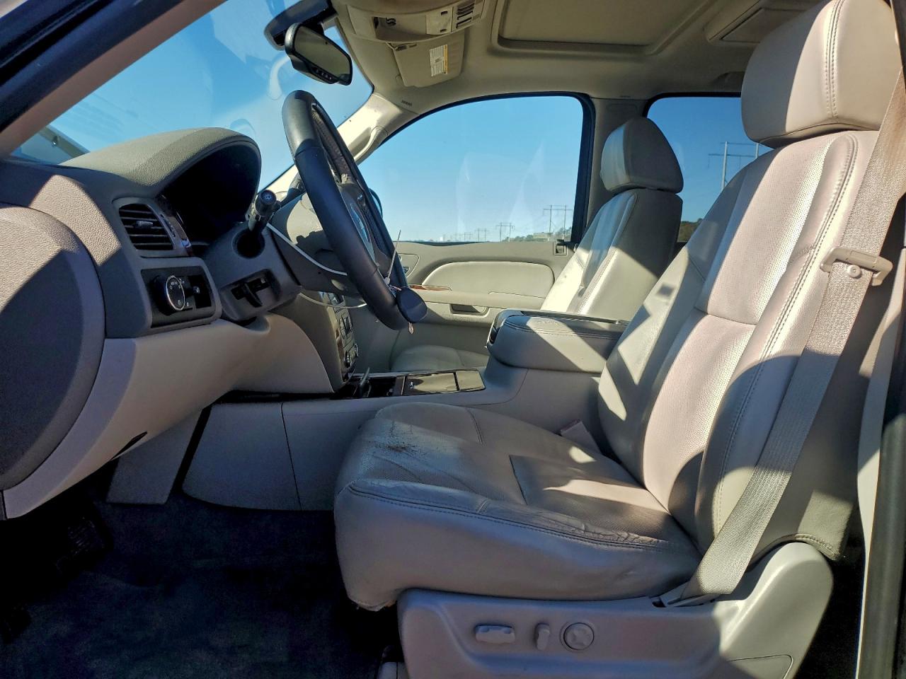 2009 Chevrolet Suburban C1500 Ltz VIN: 1GNFC36079R154005 Lot: 96515865