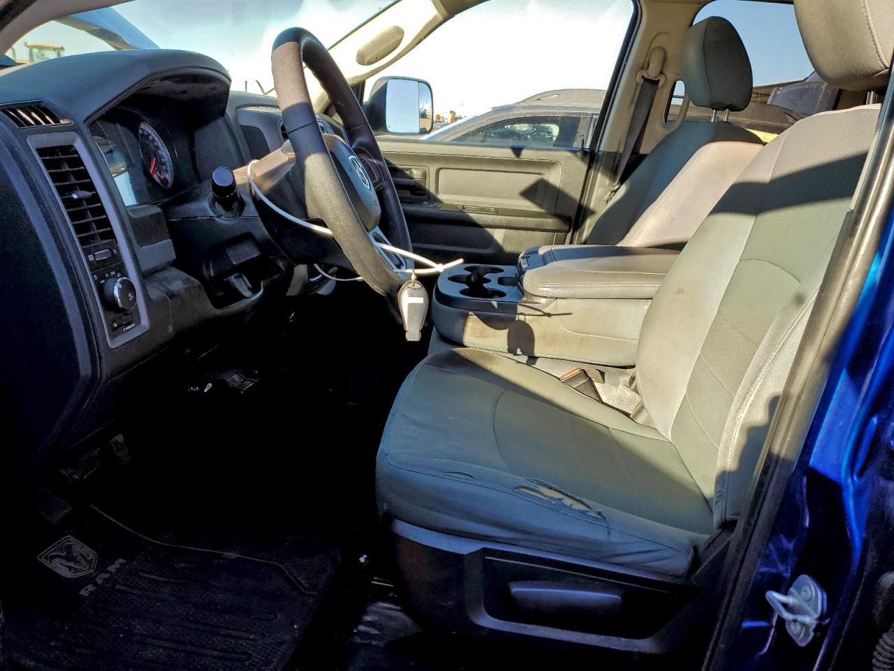 2017 Ram 1500 St VIN: 1C6RR6FT1HS703860 Lot: 94598785