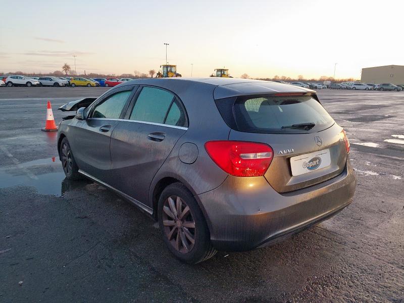 2013 MERCEDES-BENZ A CLASS A180 CDI BLUEEFFICIENCY SE 5DR