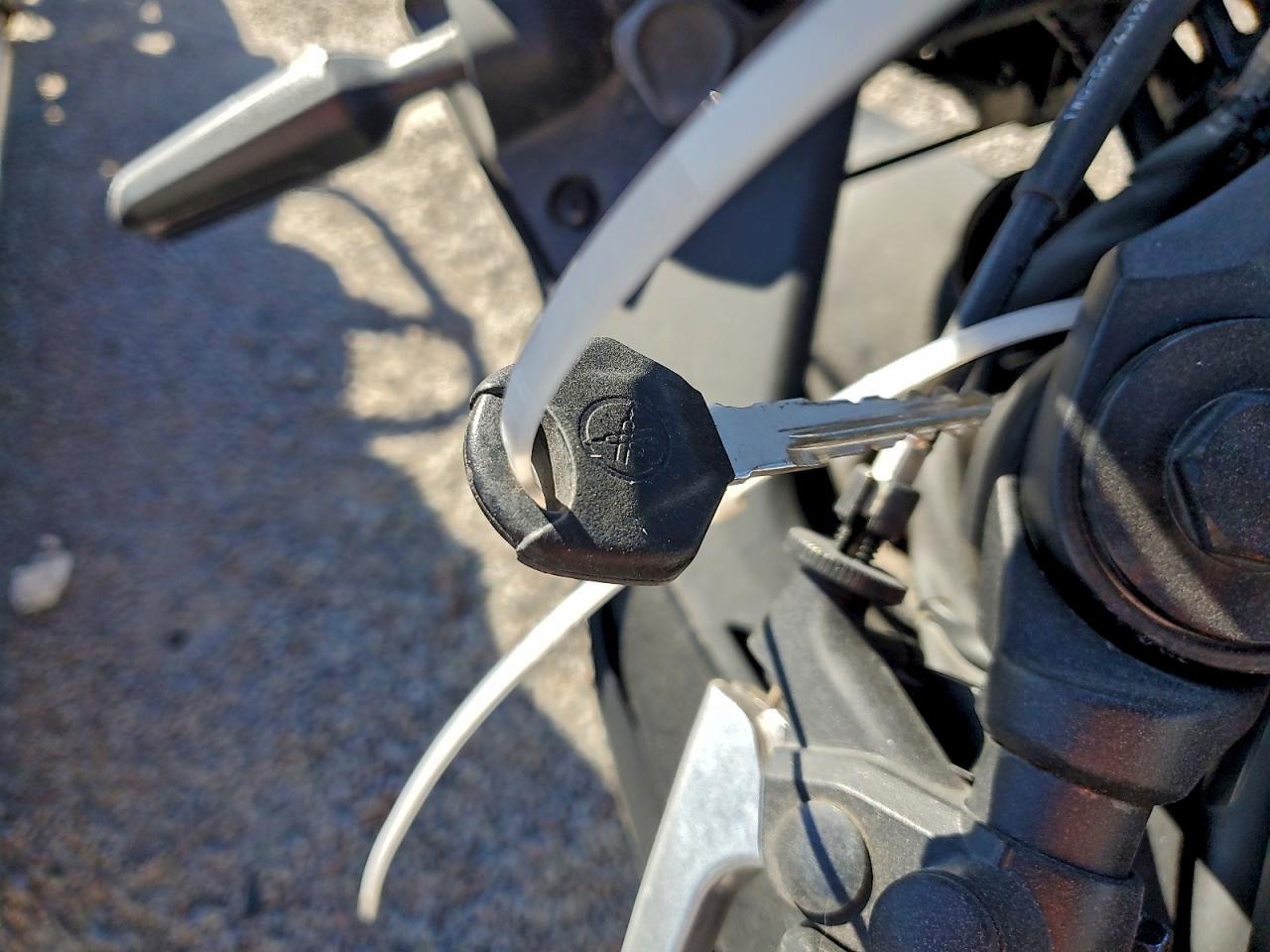 2025 Yamaha Yfz320 A VIN: MH3RH25E1SK001568 Lot: 97133525