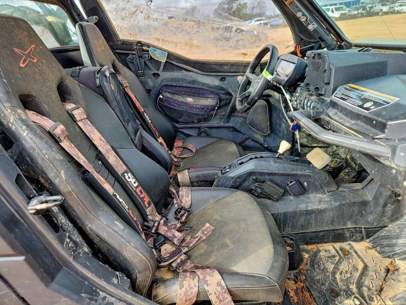 2024 CAN AM COMMANDER X MR 1000R - UTILITY VEHICLE