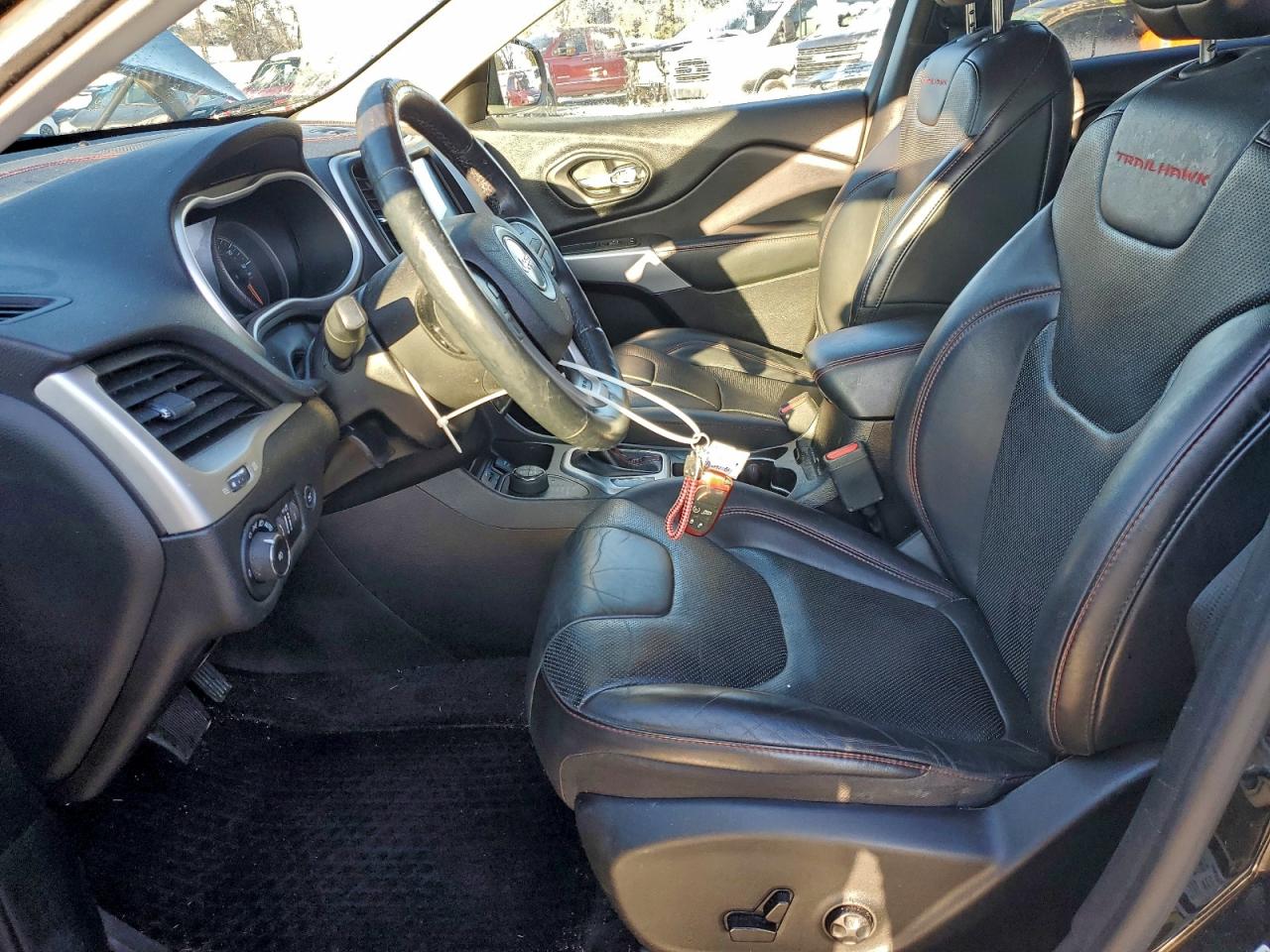 2018 Jeep Cherokee Trailhawk VIN: 1C4PJMBX9JD522925 Lot: 97444815