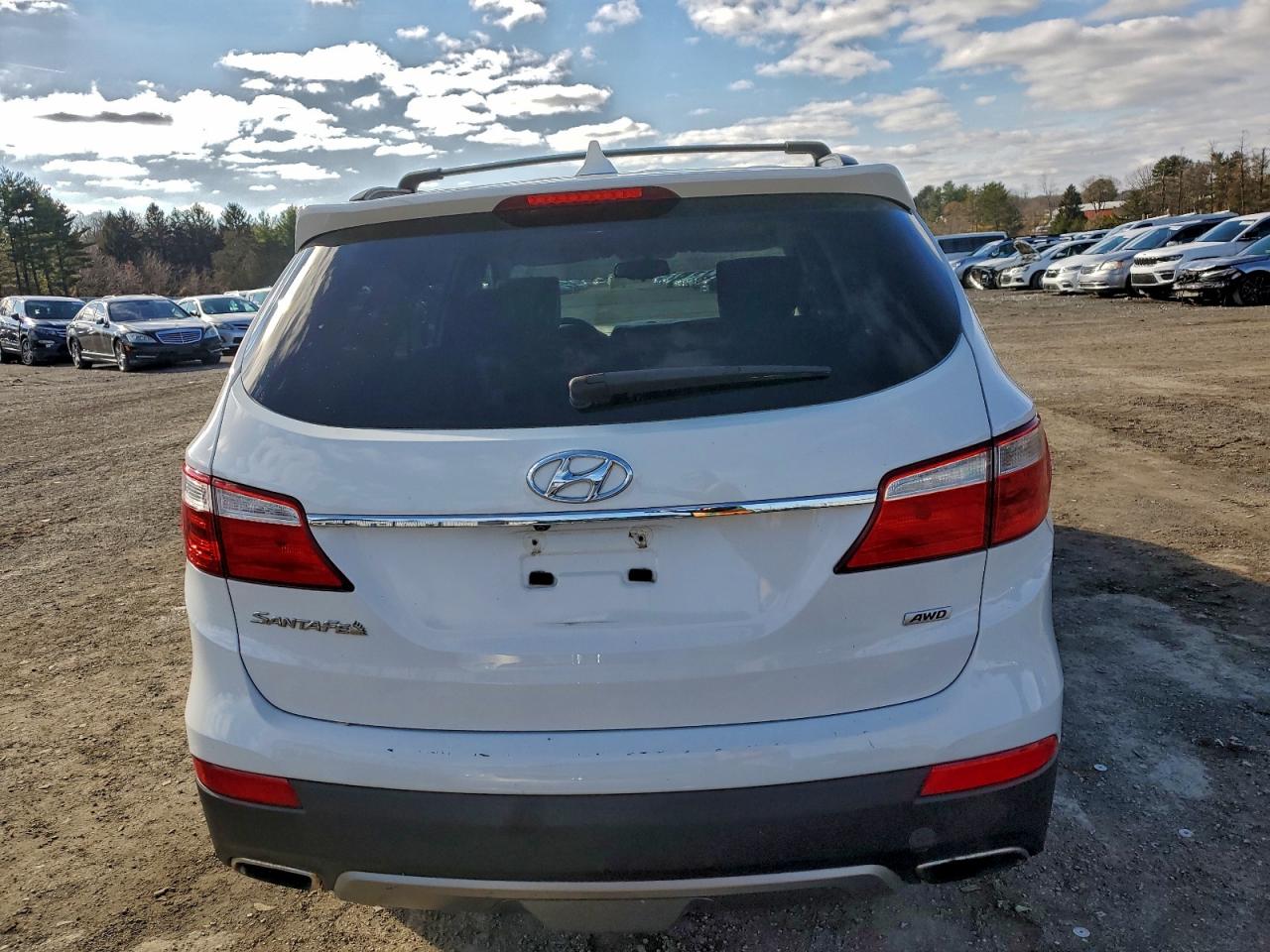 2016 Hyundai Santa Fe Se VIN: KM8SMDHF5GU151573 Lot: 94707495